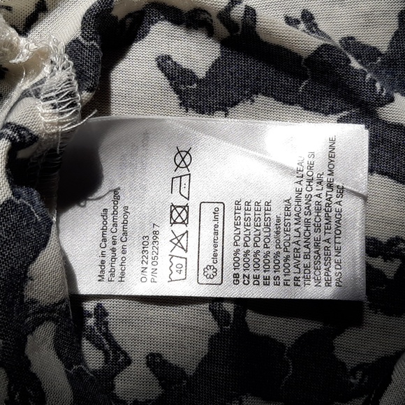 H&M 3/4 Sleeve Running Horses Blouse - Picture 5 of 5